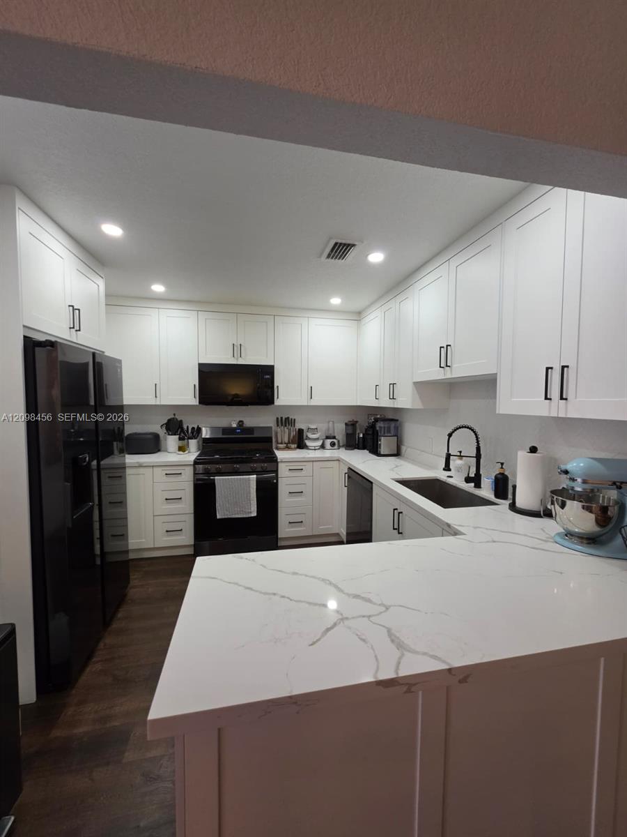 6534 SW 114th Place