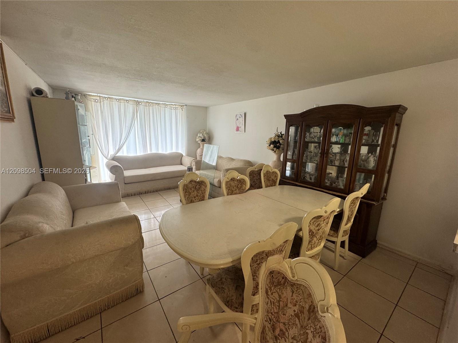 494 NW 165th St Road