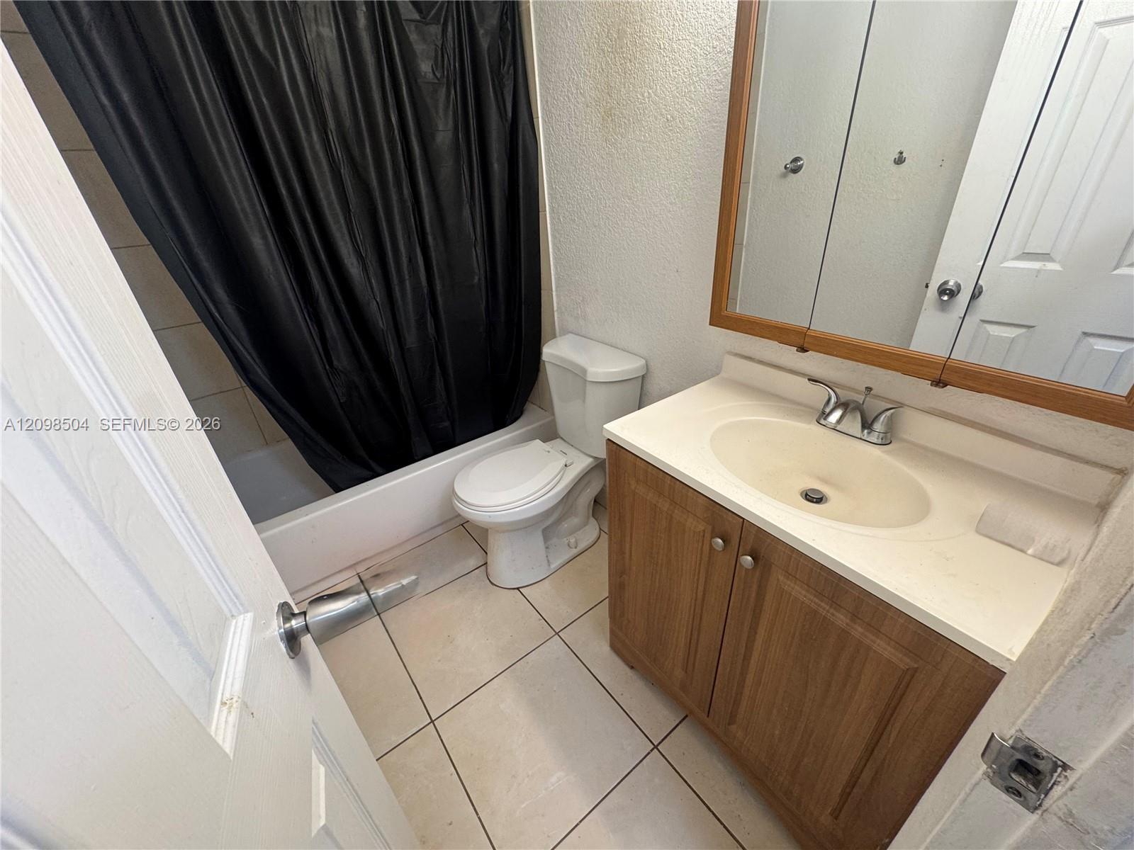 494 NW 165th St Road