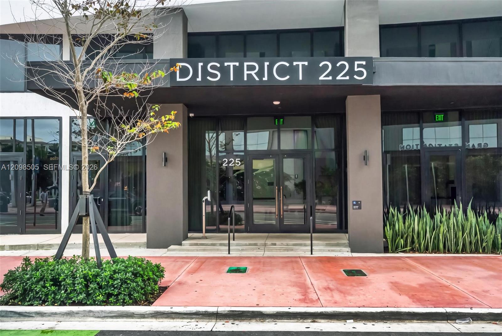 225 N Miami Avenue