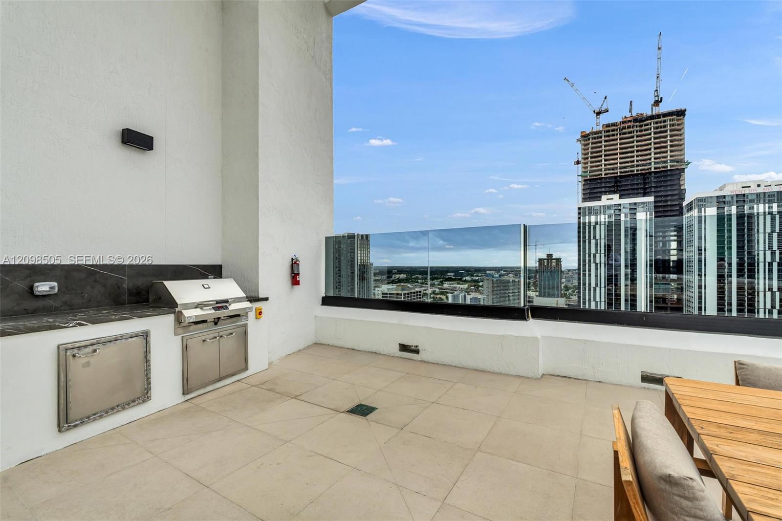 225 N Miami Avenue