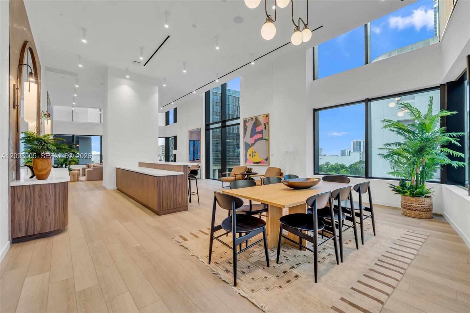 225 N Miami Avenue