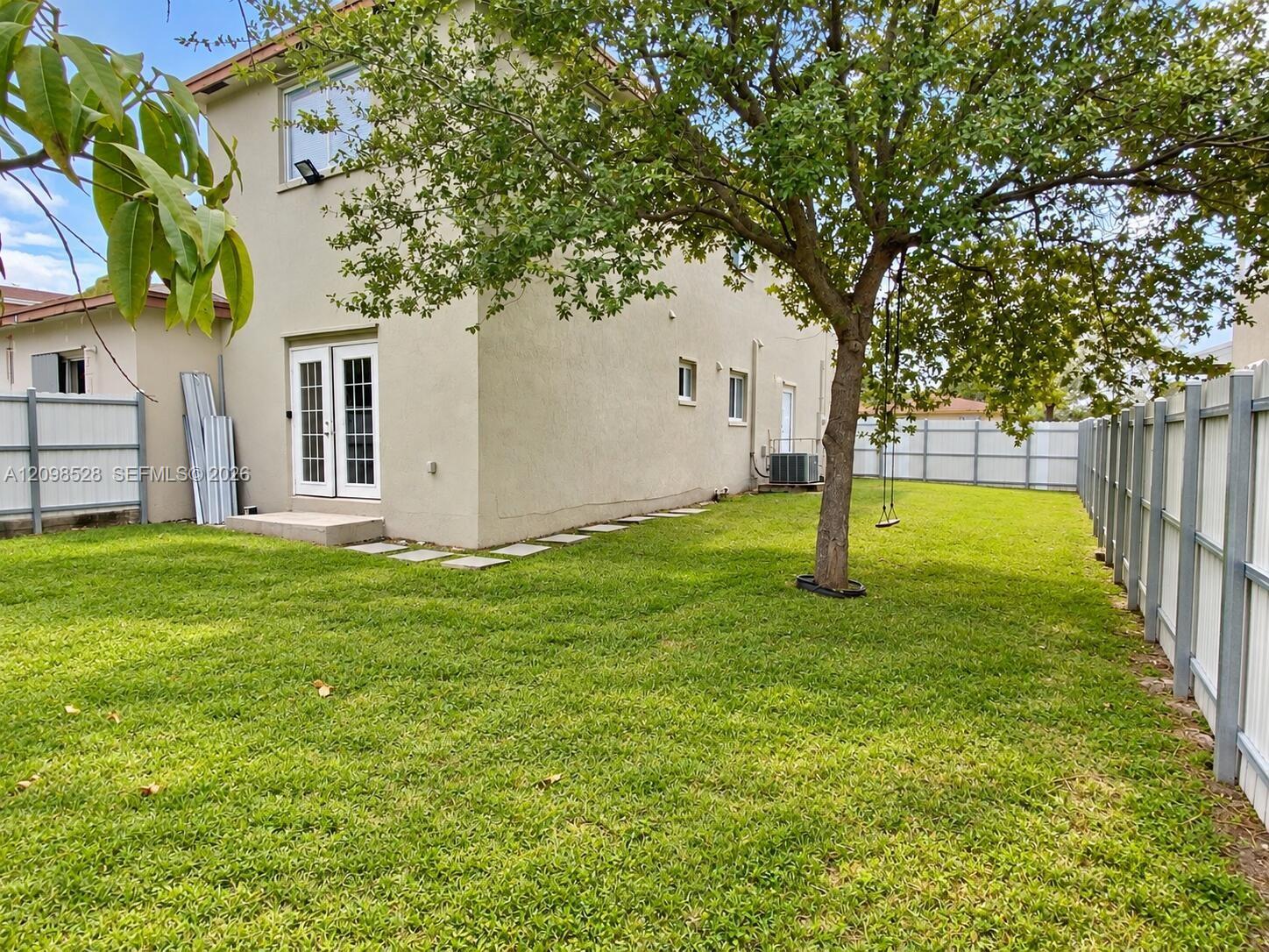 18951 SW 113th Place