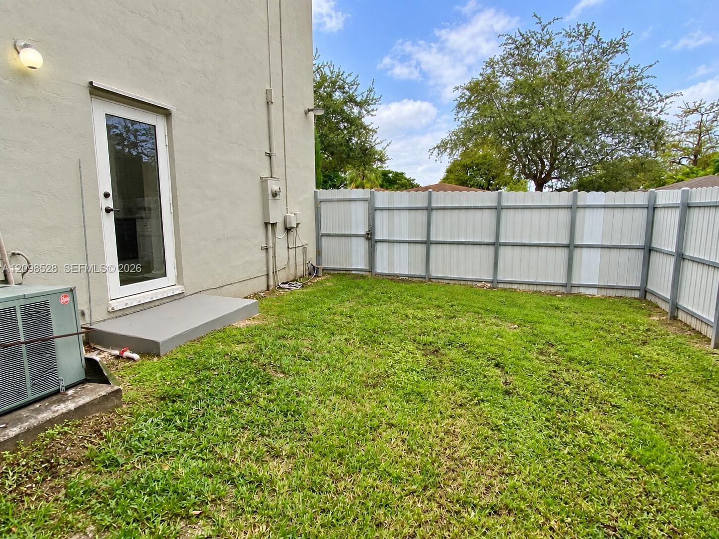 18951 SW 113th Place