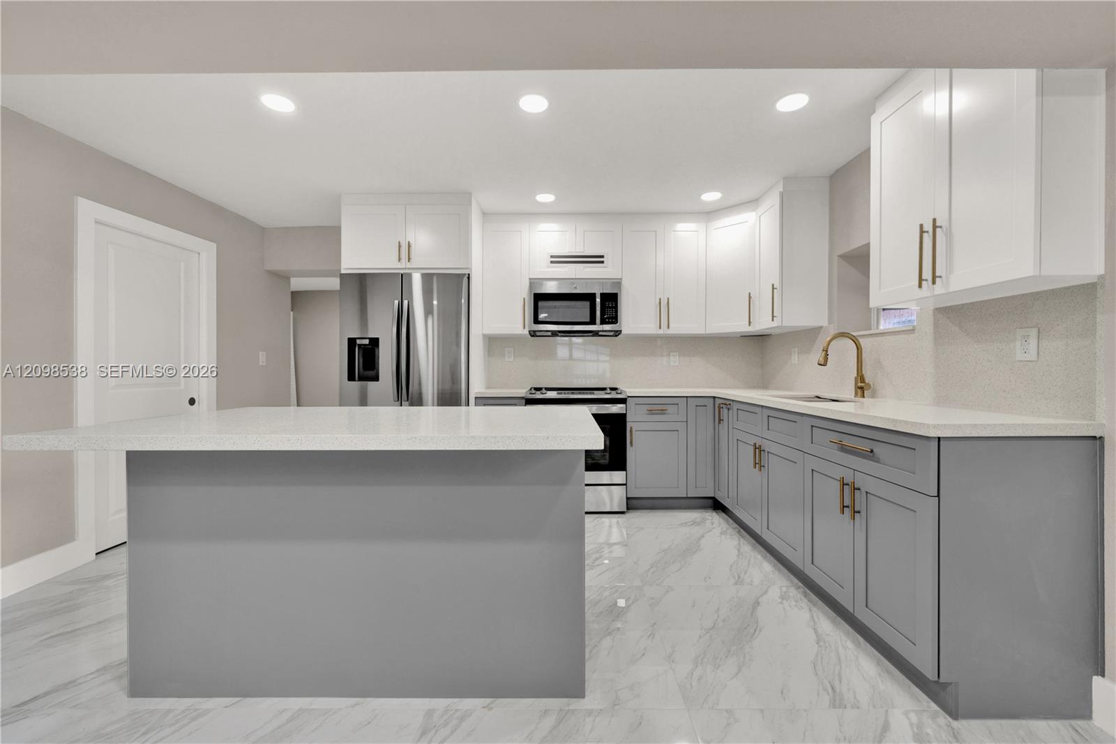 951 W 30th Street