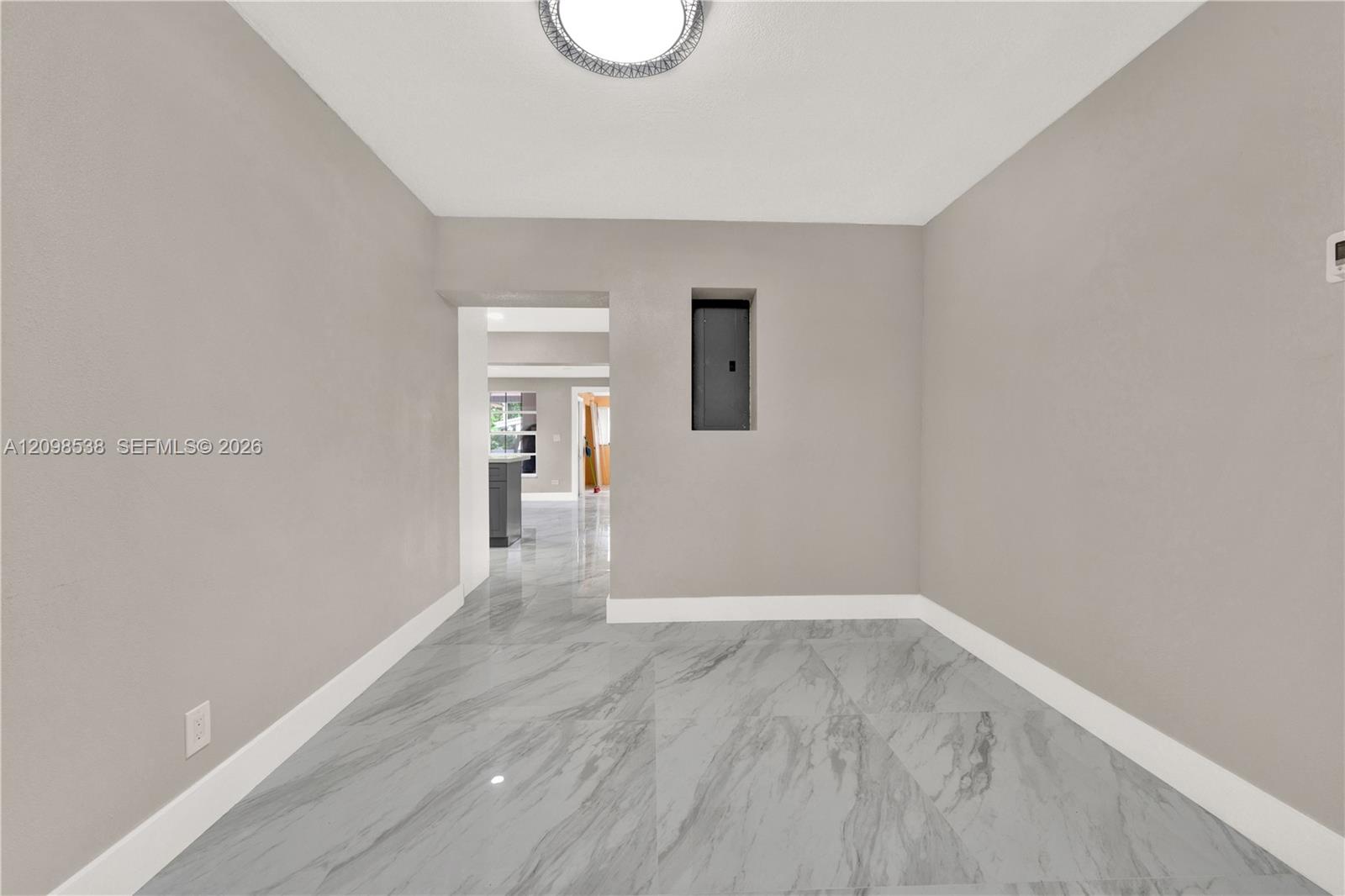 951 W 30th Street
