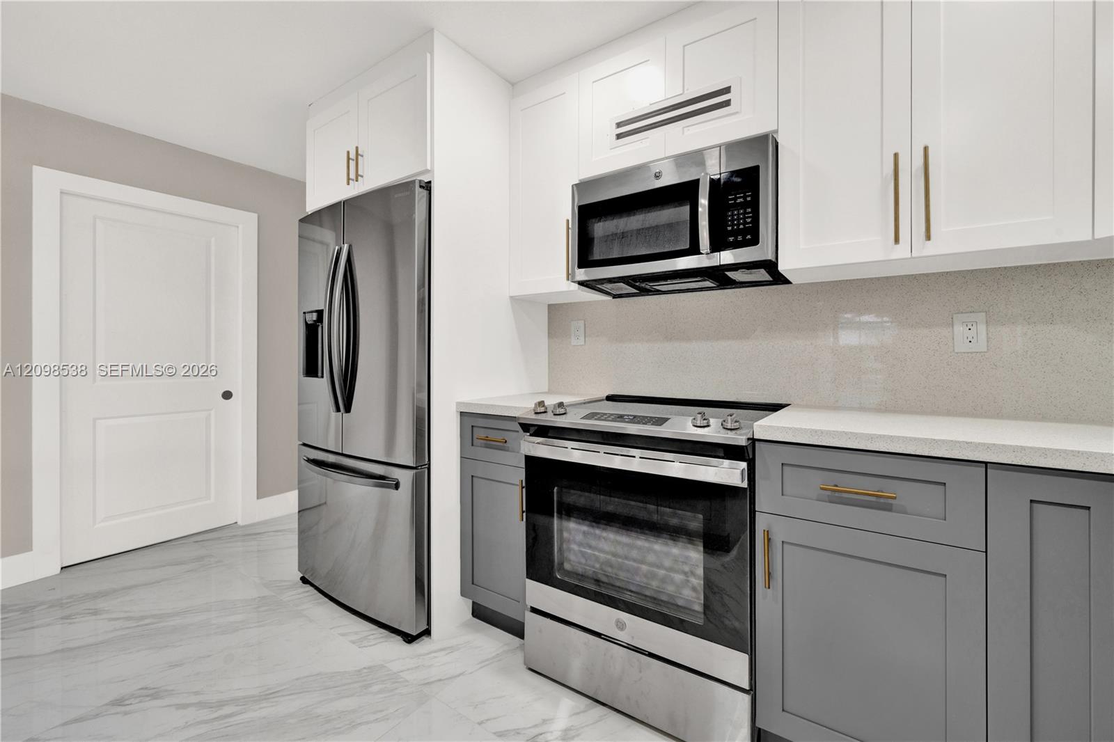 951 W 30th Street