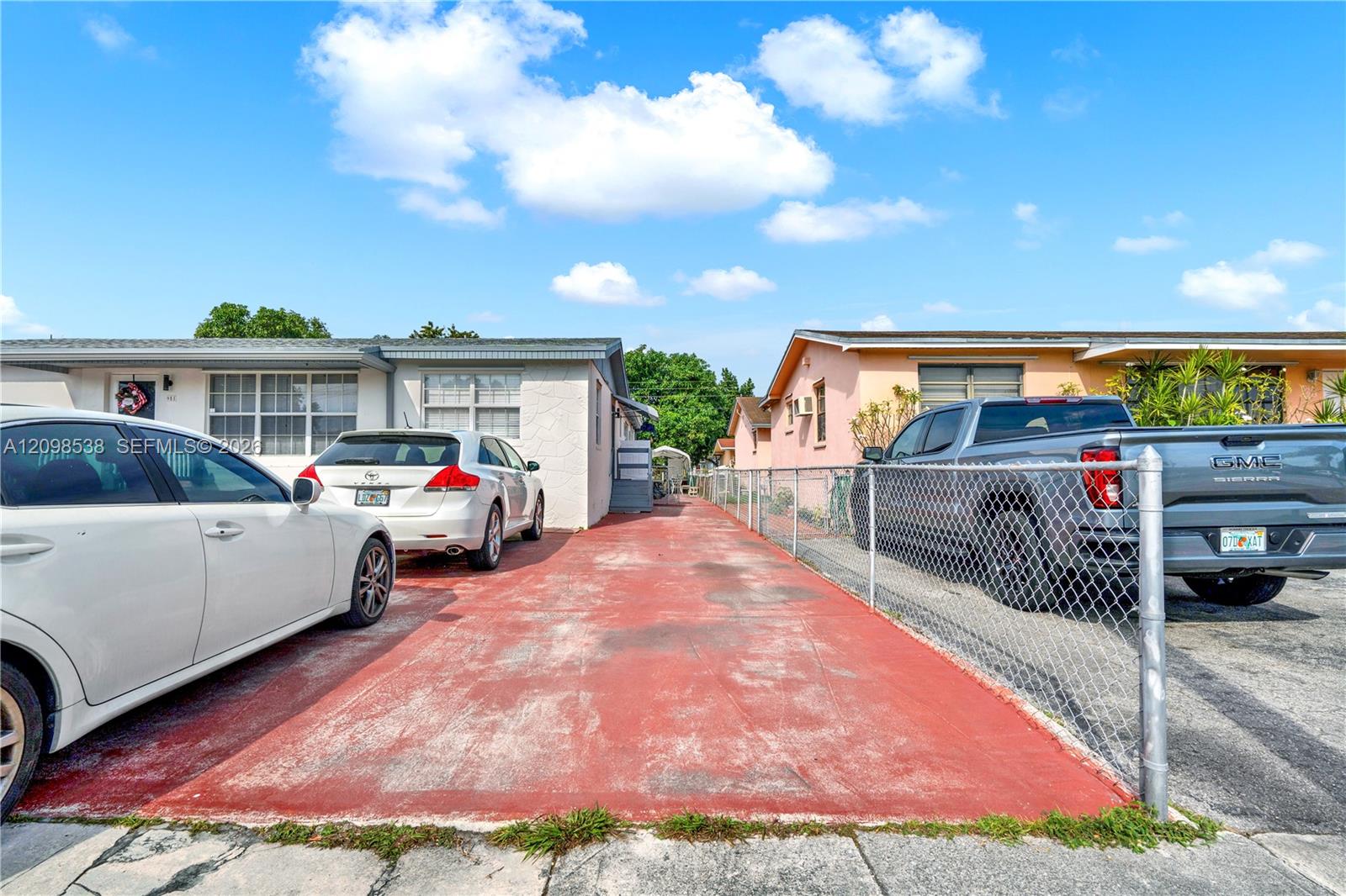 951 W 30th Street