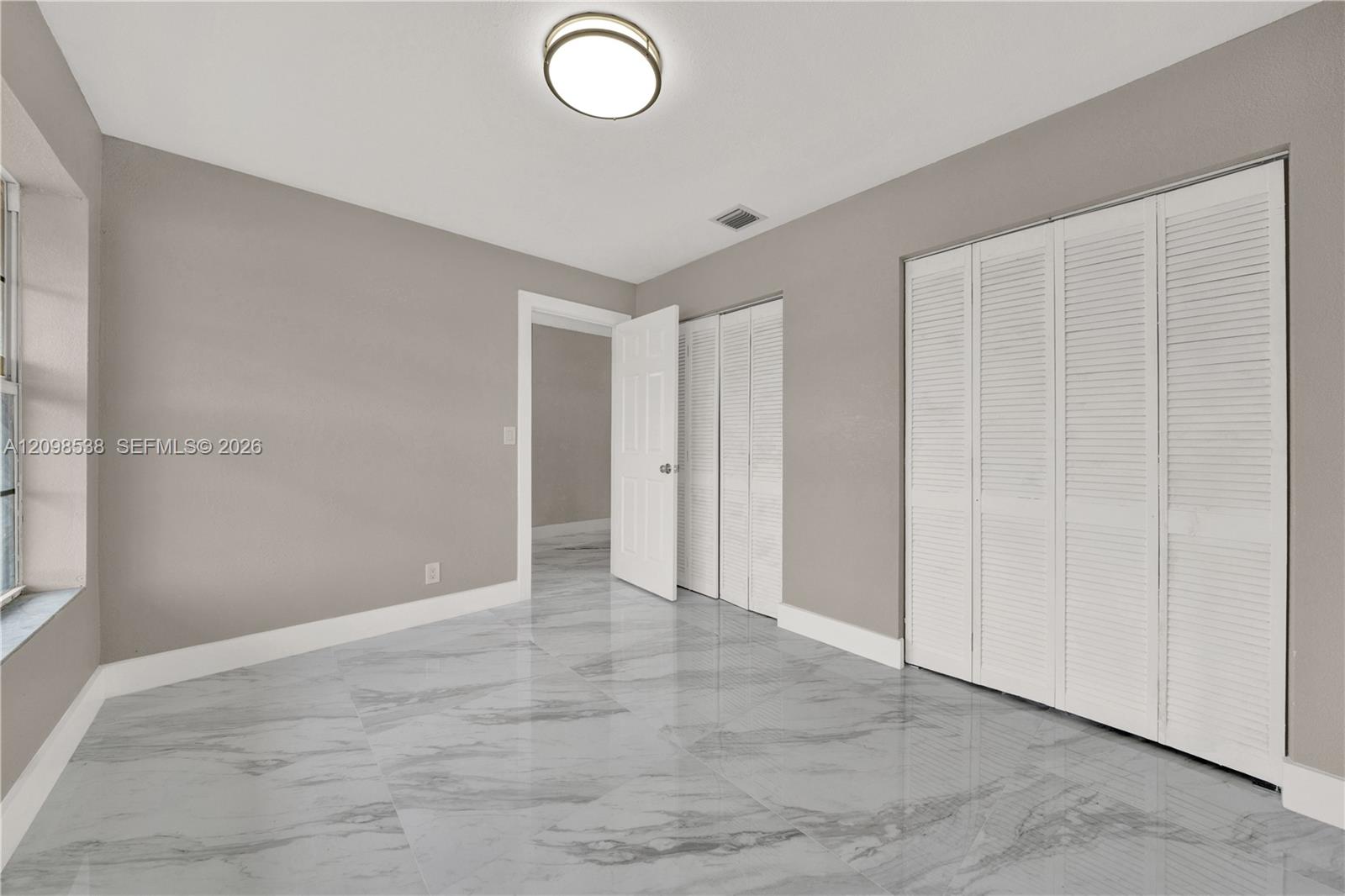 951 W 30th Street