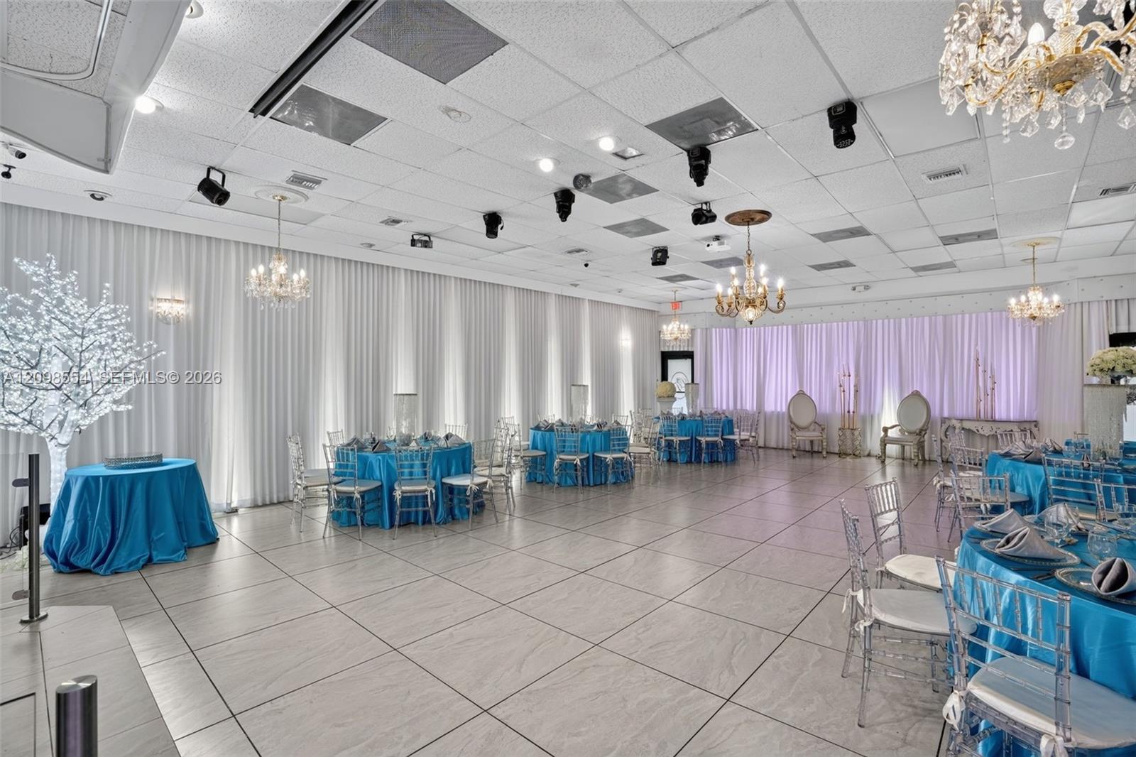 Banquet Hall Banquet Hall For Sale On Coral Way