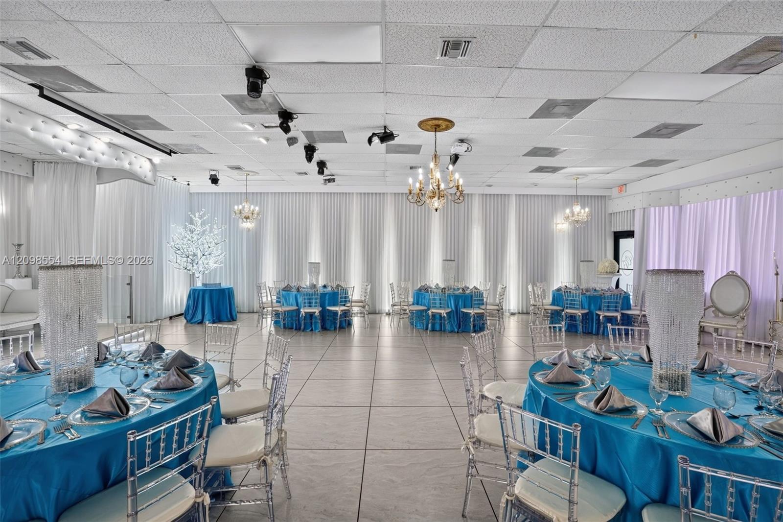 Banquet Hall Banquet Hall For Sale On Coral Way