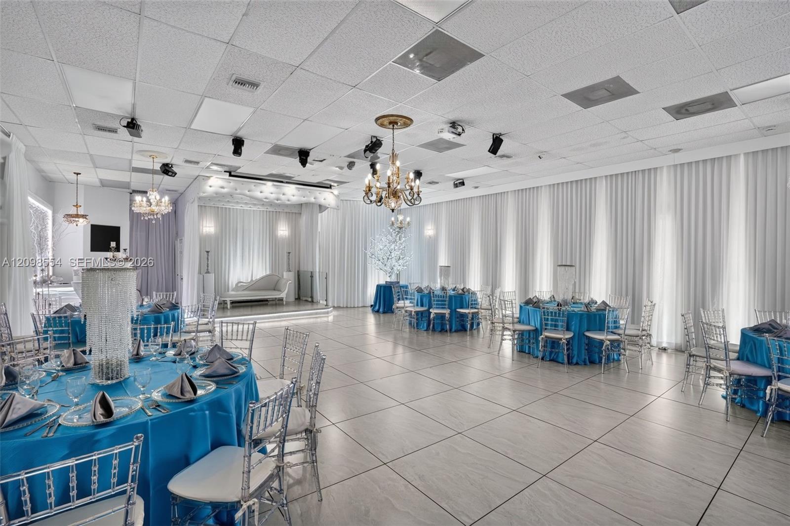 Banquet Hall Banquet Hall For Sale On Coral Way