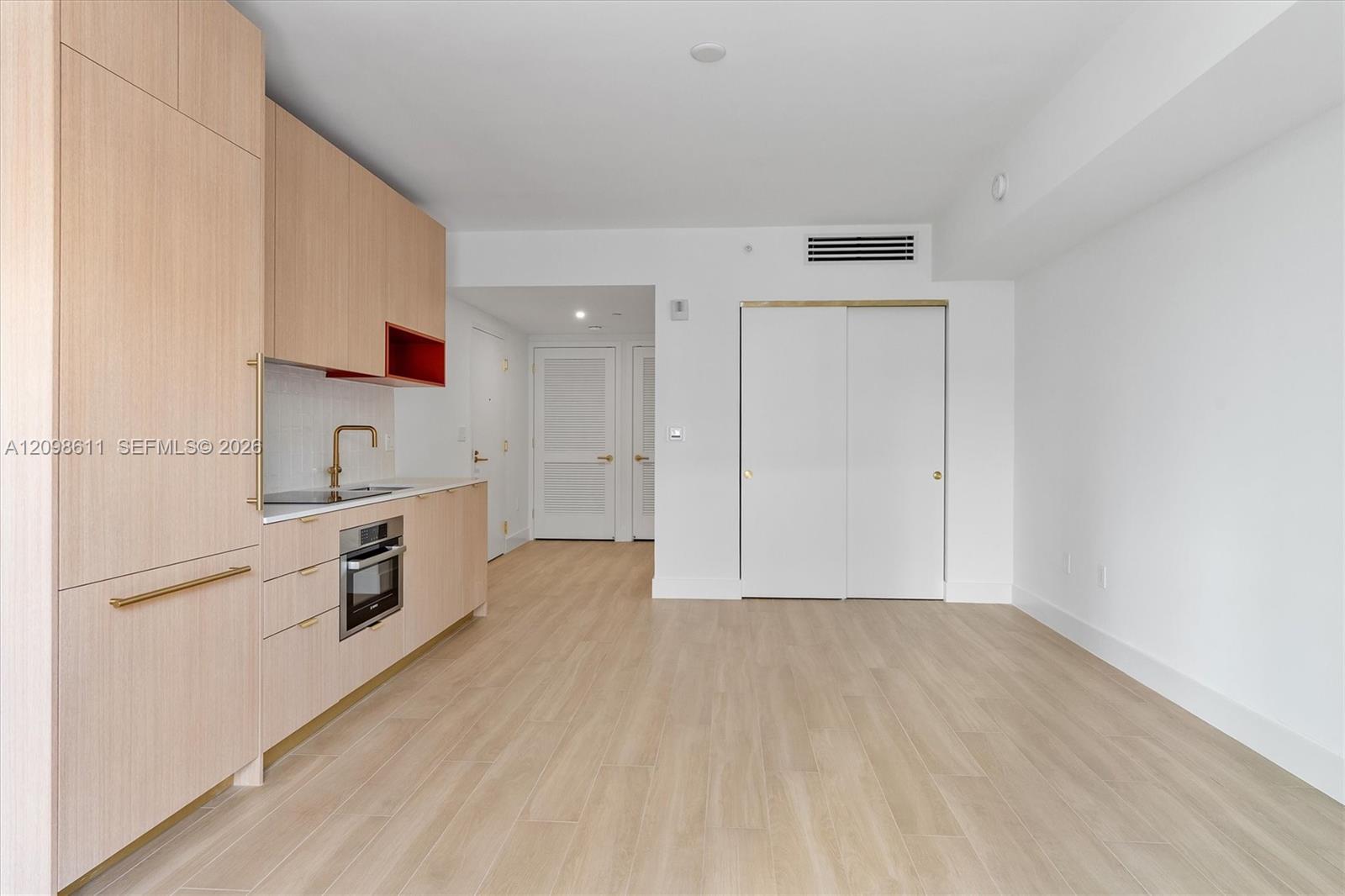 90 NE 32nd Street