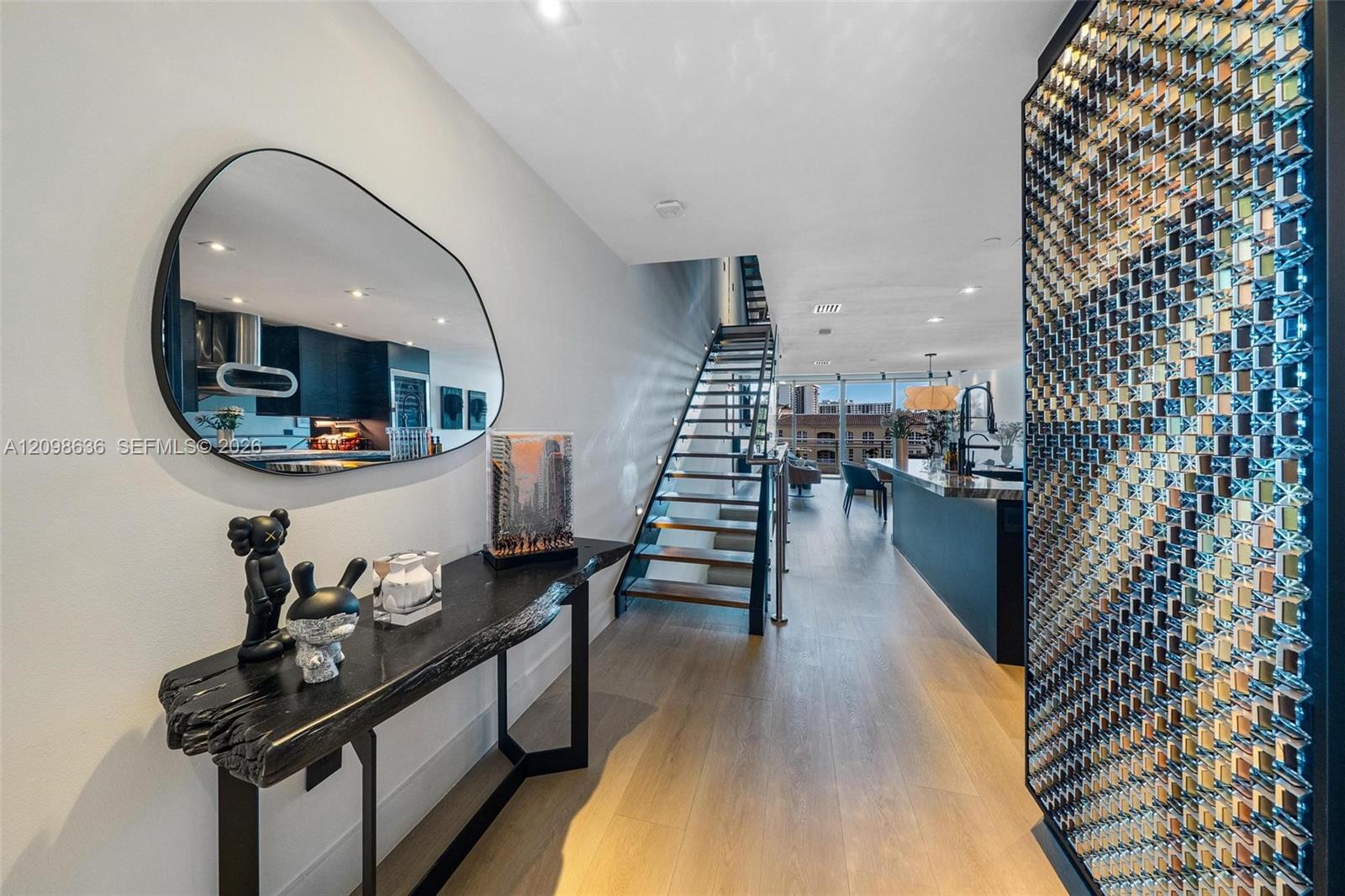 2950 NE 188th Street gallery image #2