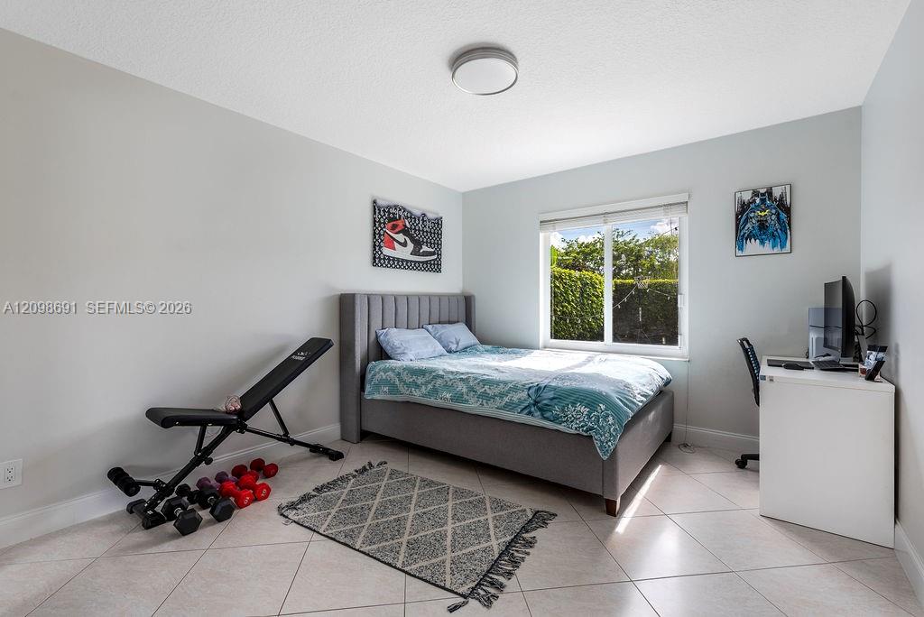 6256 Lansdowne Circle