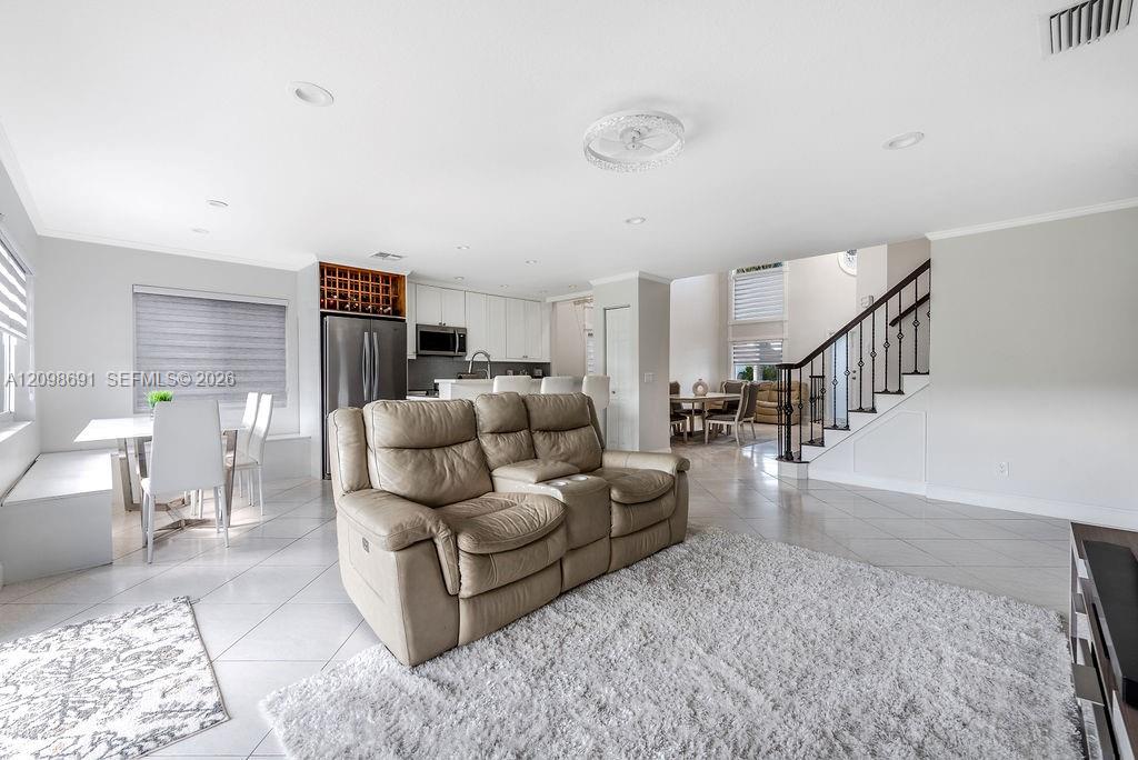 6256 Lansdowne Circle