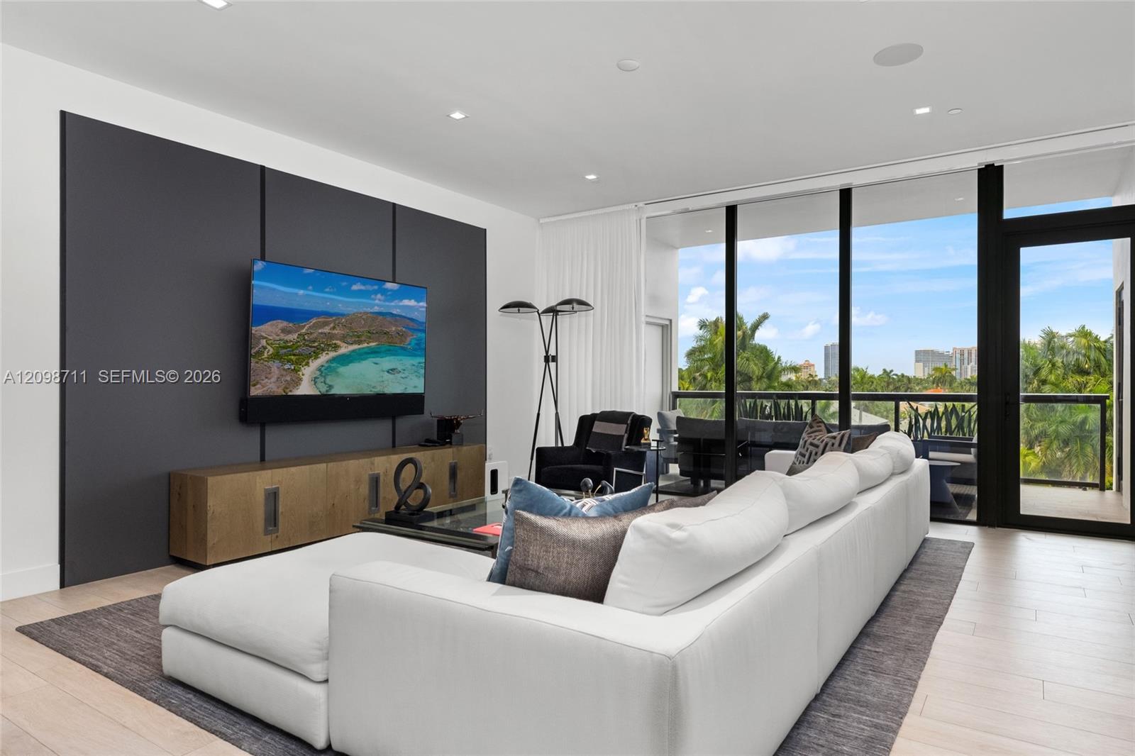 30 Isle Of Venice Drive