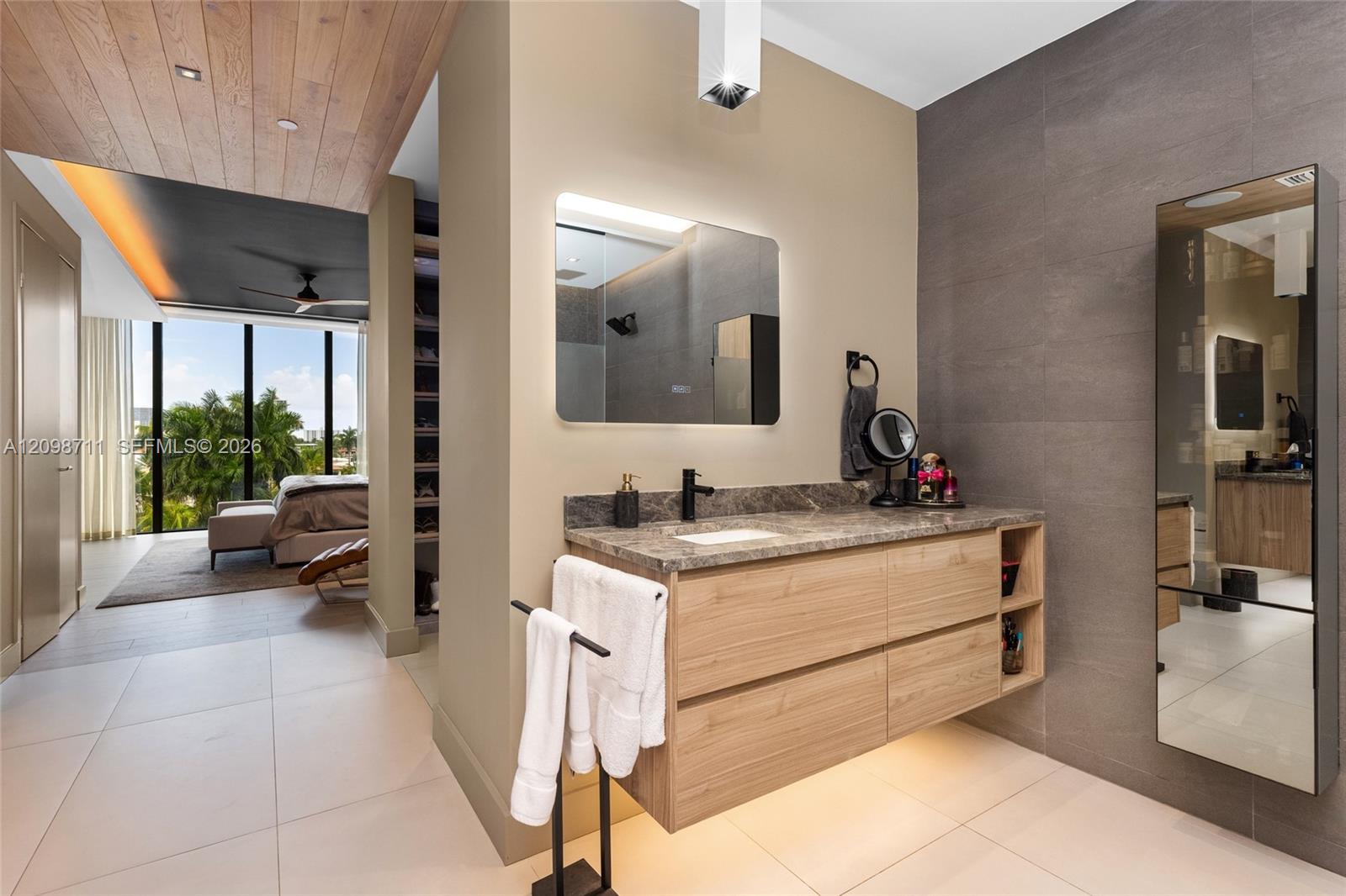 30 Isle Of Venice Drive