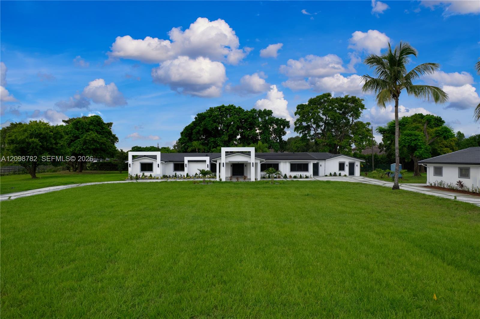 17640 SW 52nd Court