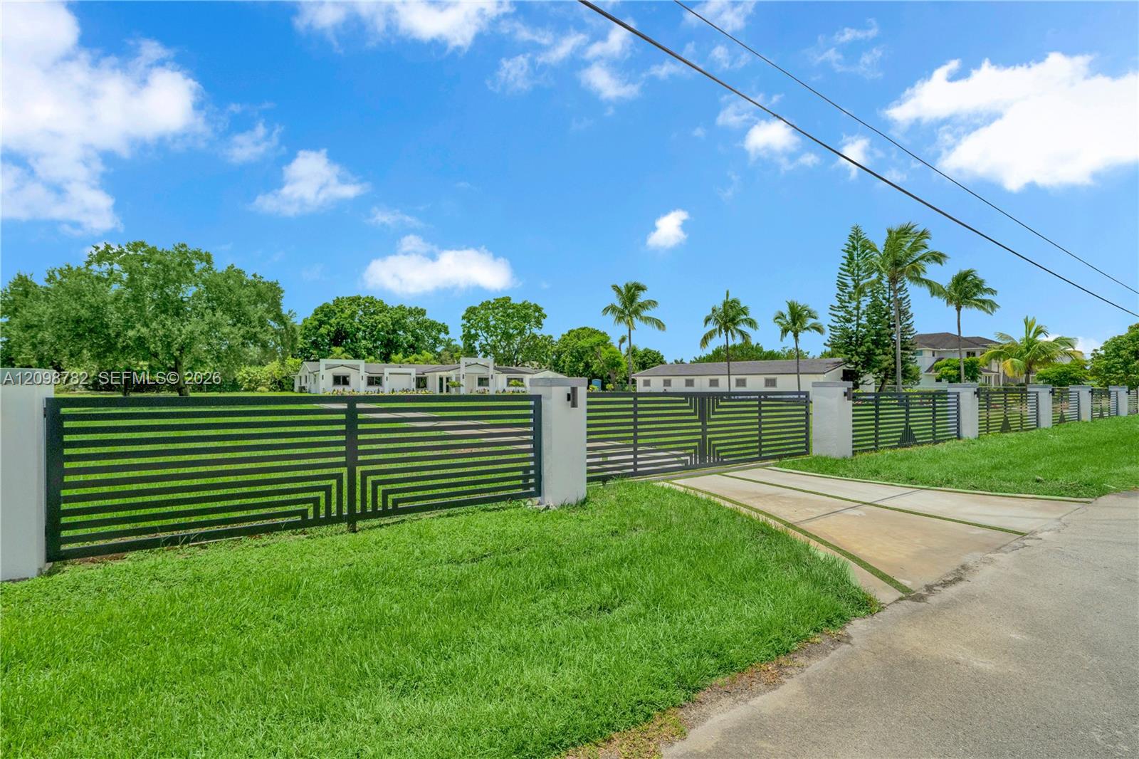 17640 SW 52nd Court