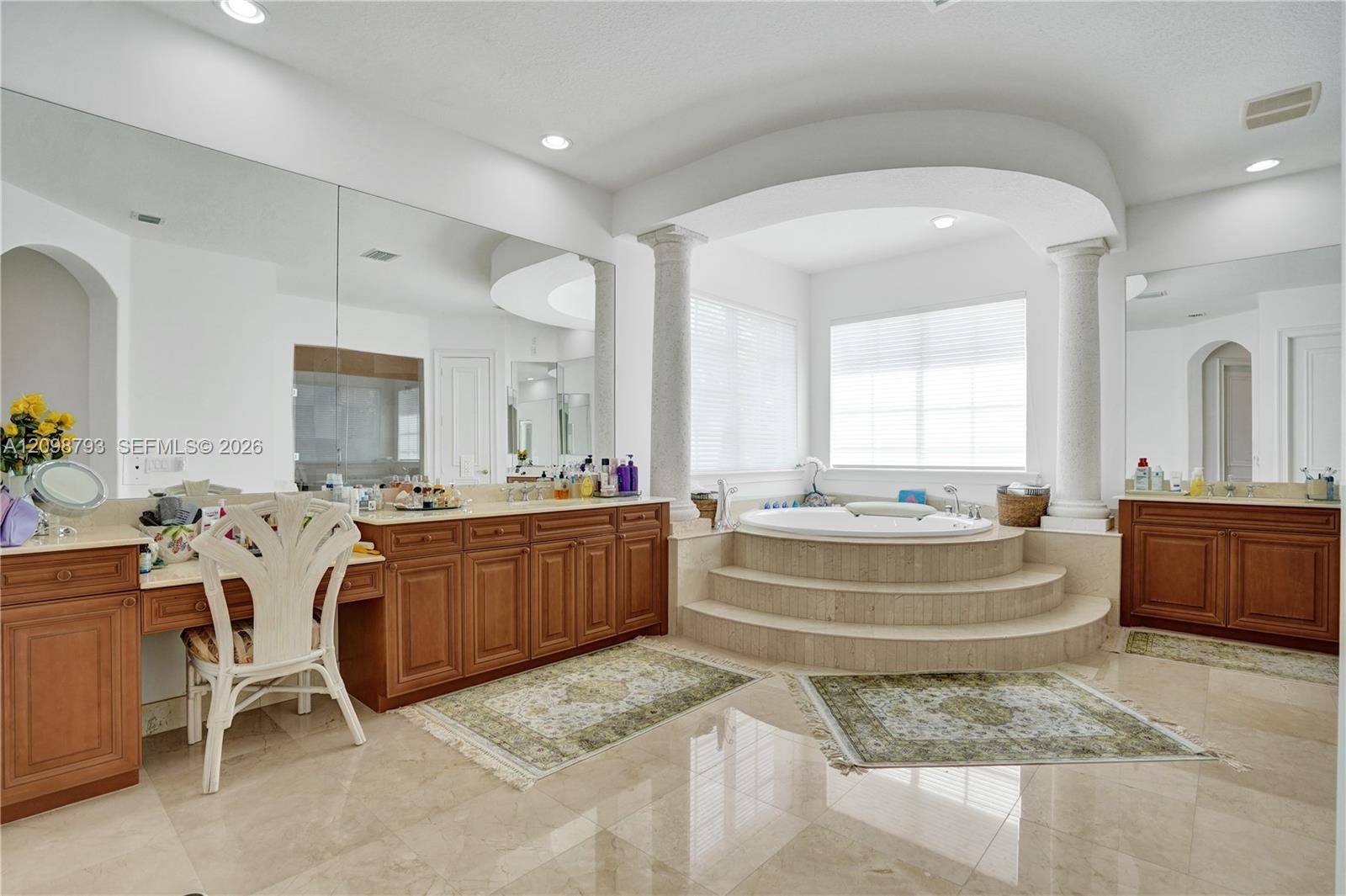 1130 Harbor Court