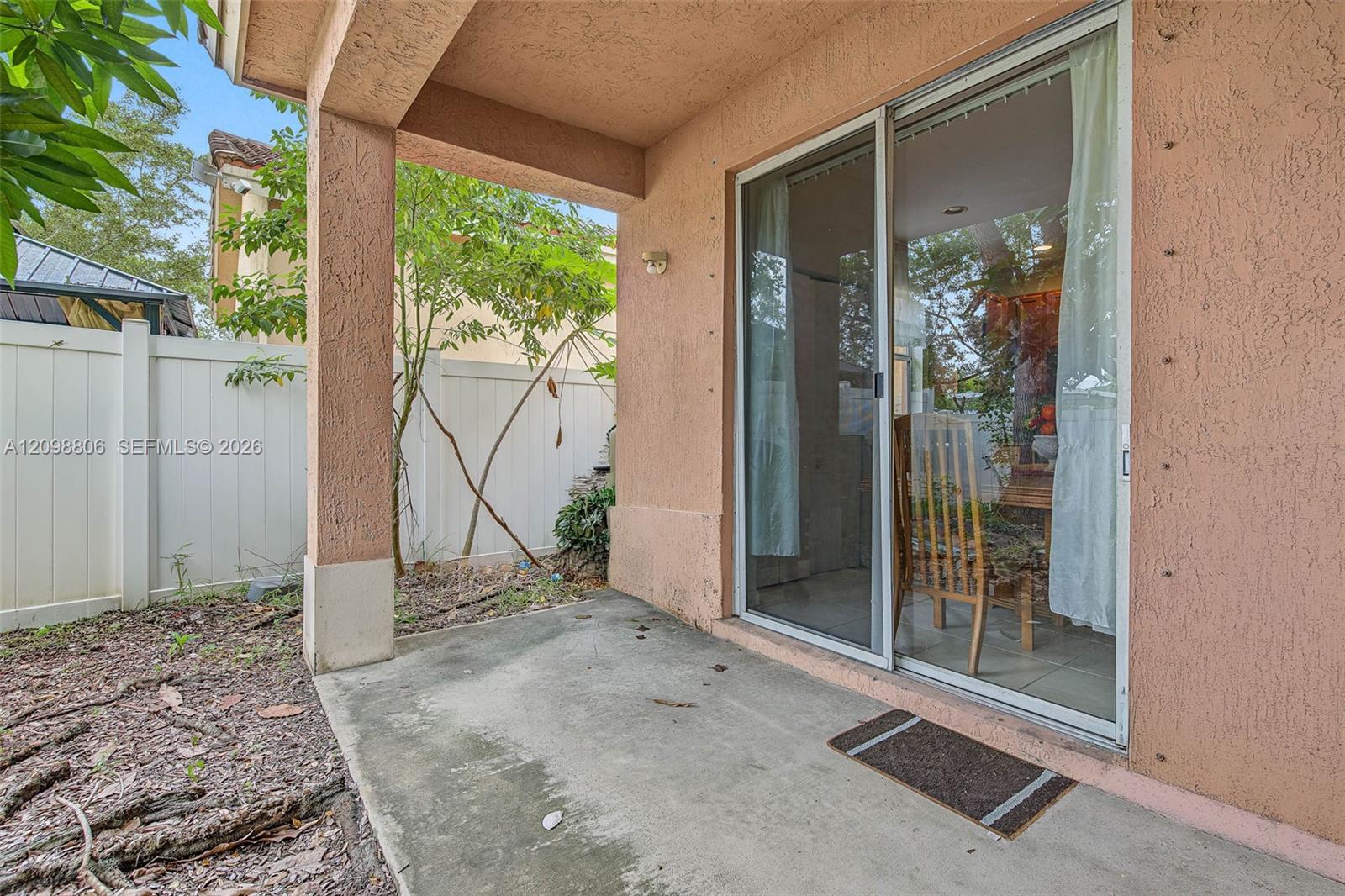 3940 NE 10th Drive