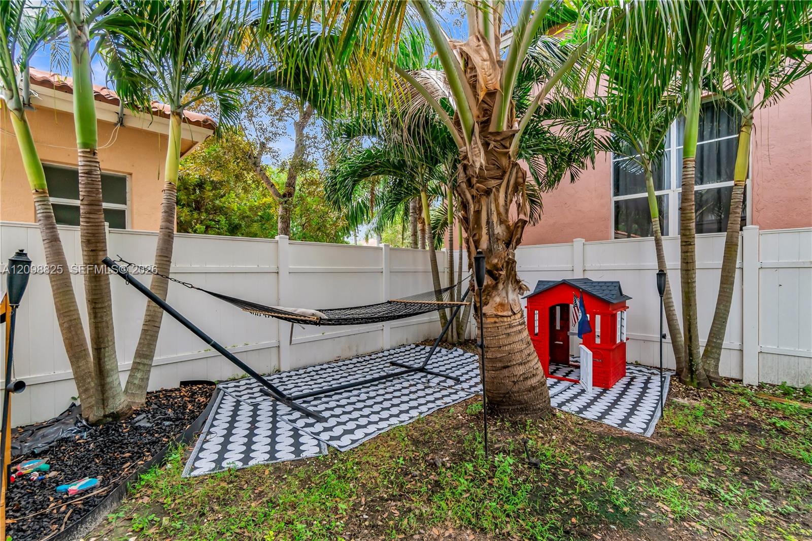3742 NE 13th Street