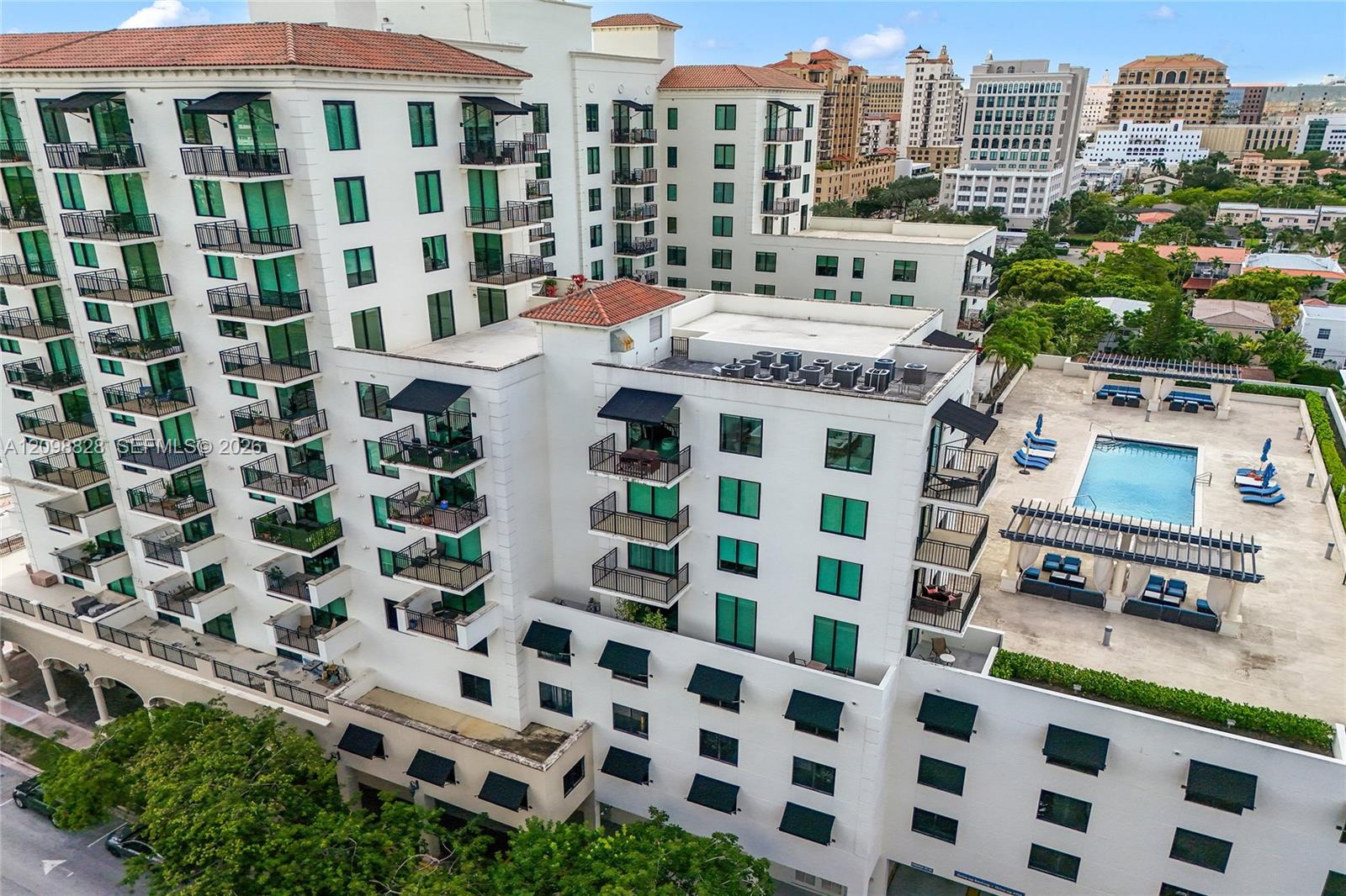 1300 Ponce De Leon Boulevard