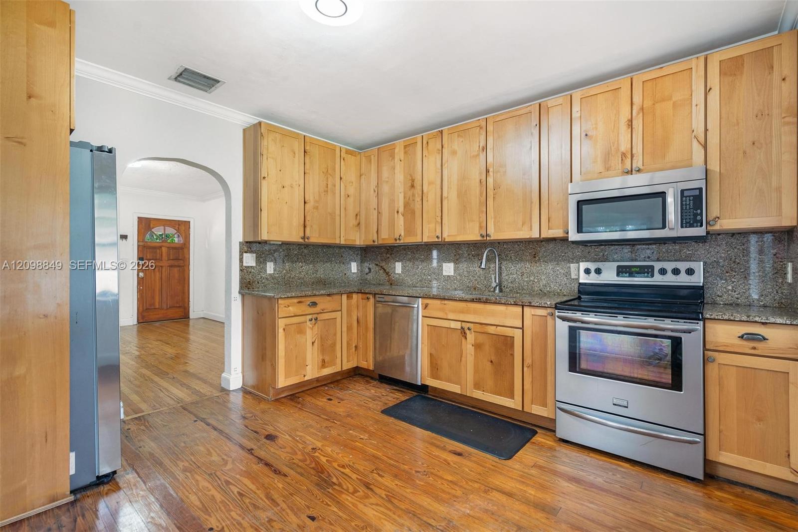250 Laurel Way