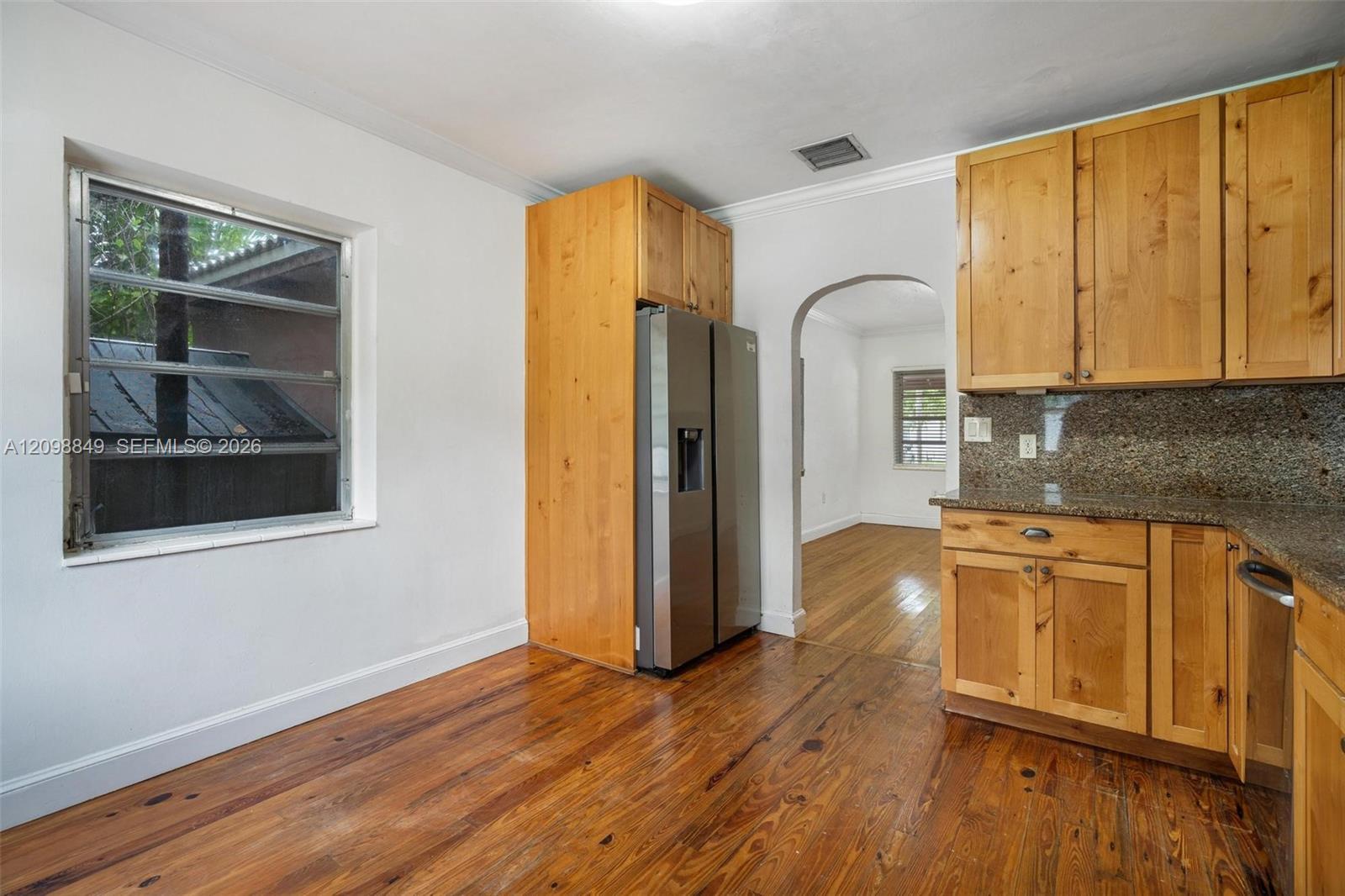 250 Laurel Way