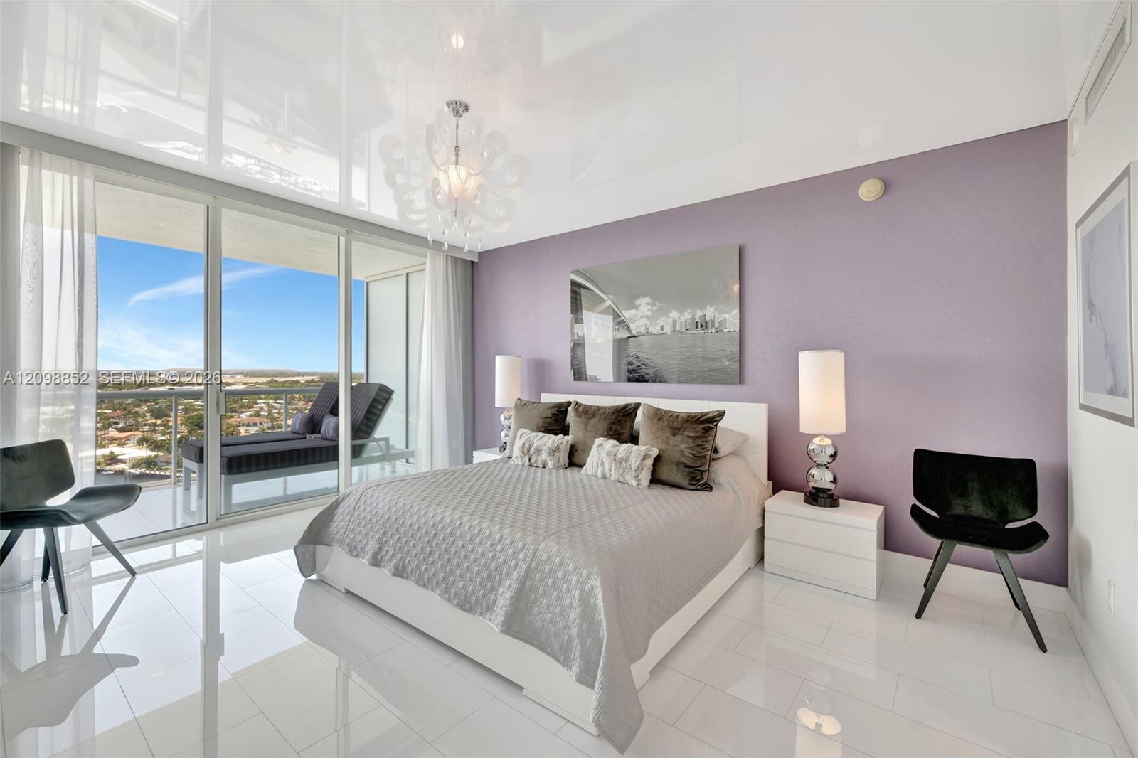 1 N Ocean Boulevard