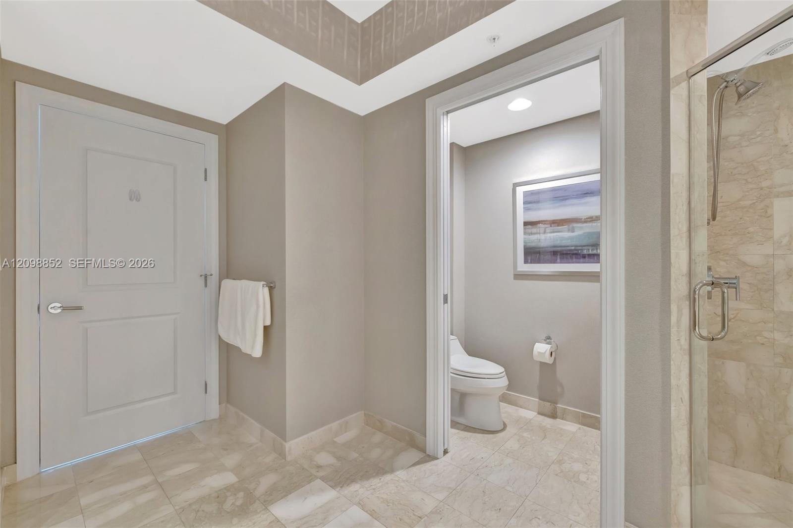 1 N Ocean Boulevard