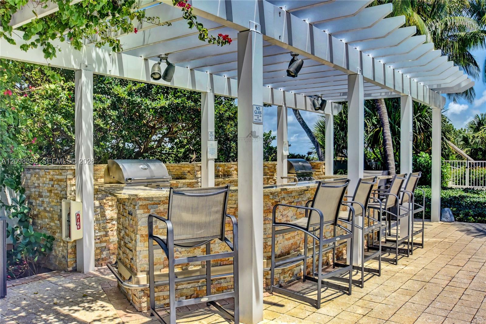1 N Ocean Boulevard