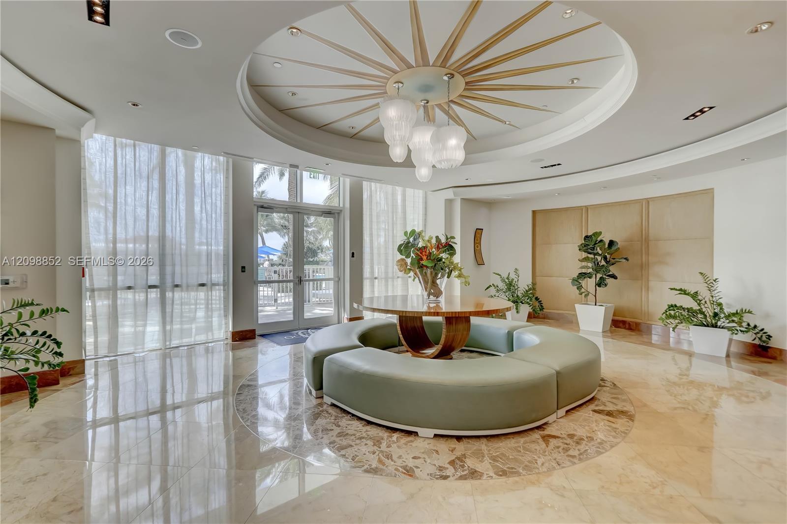 1 N Ocean Boulevard