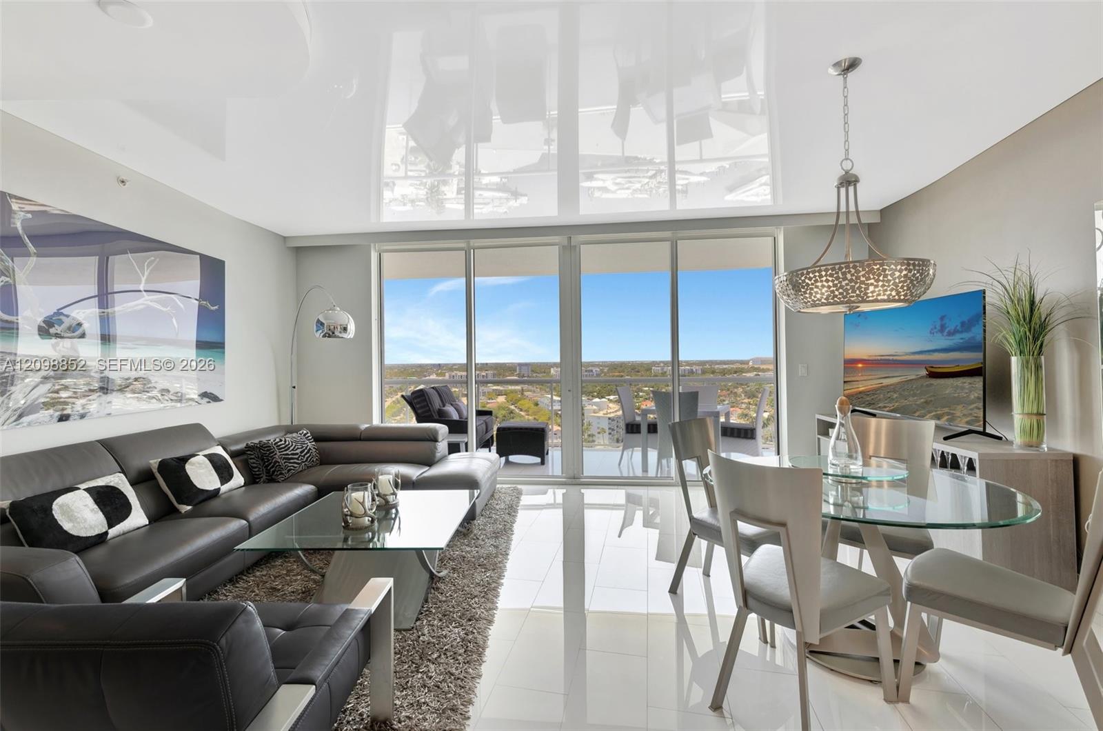 1 N Ocean Boulevard