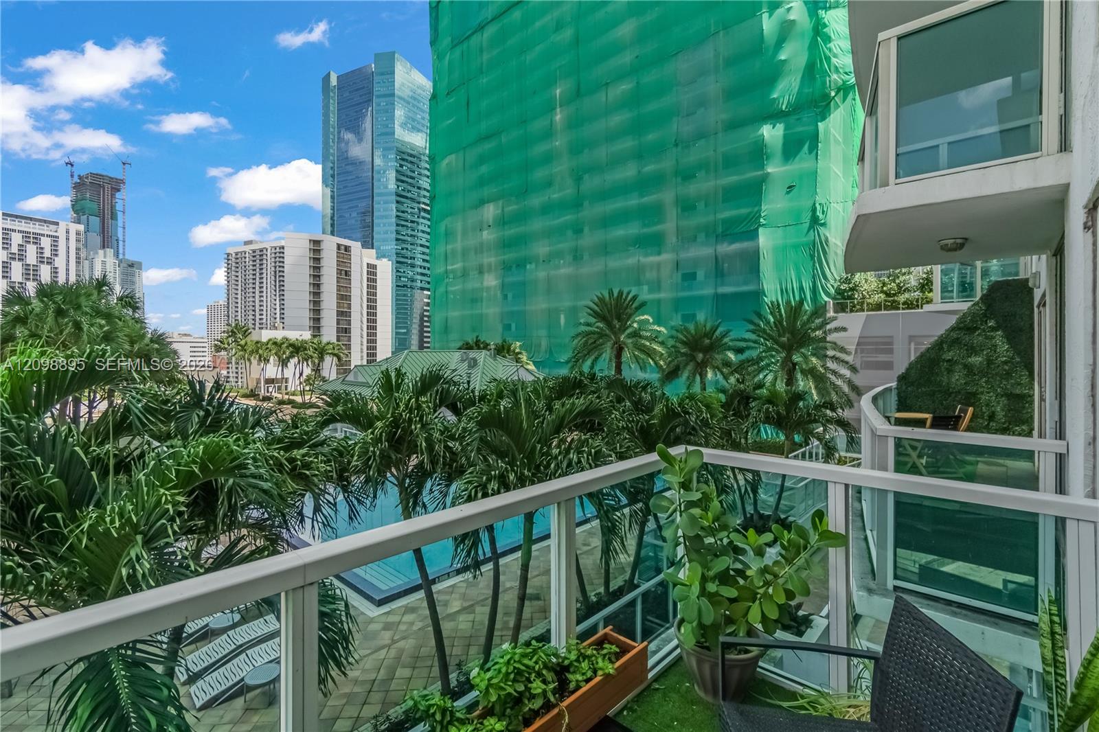 41 SE 5th Street