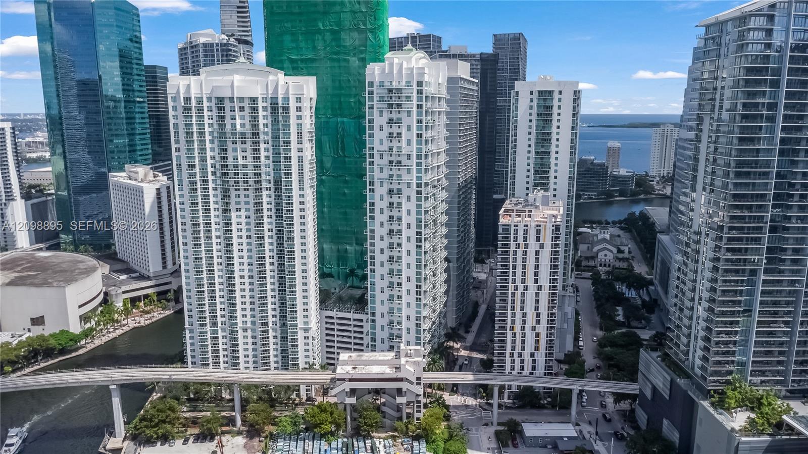 41 SE 5th Street