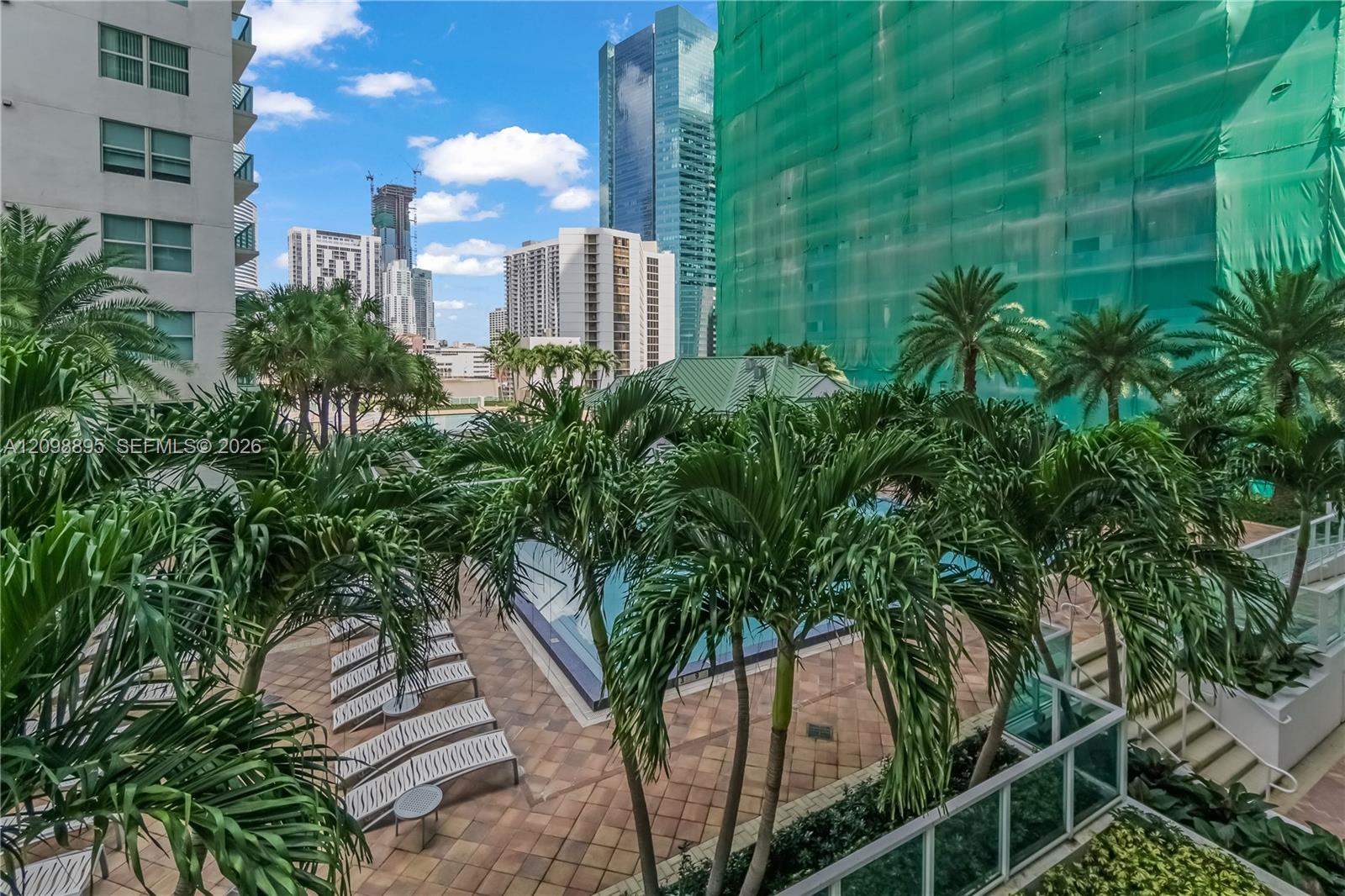 41 SE 5th Street