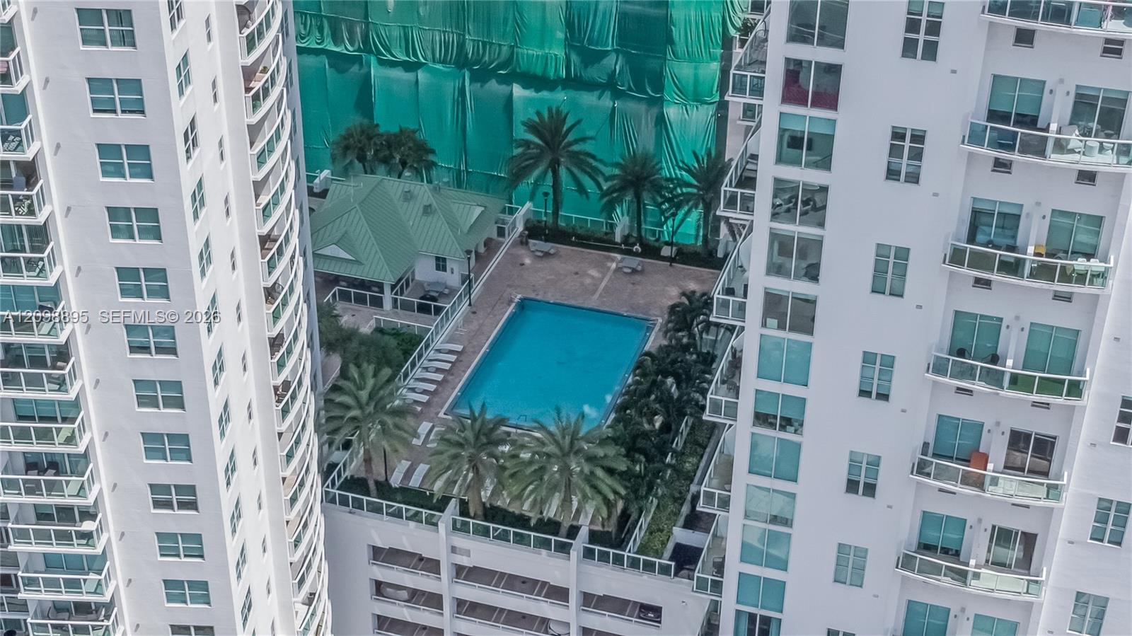 41 SE 5th Street