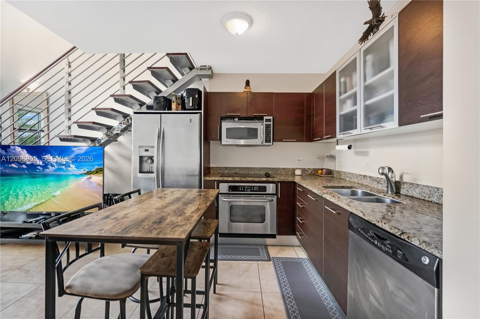 41 SE 5th Street