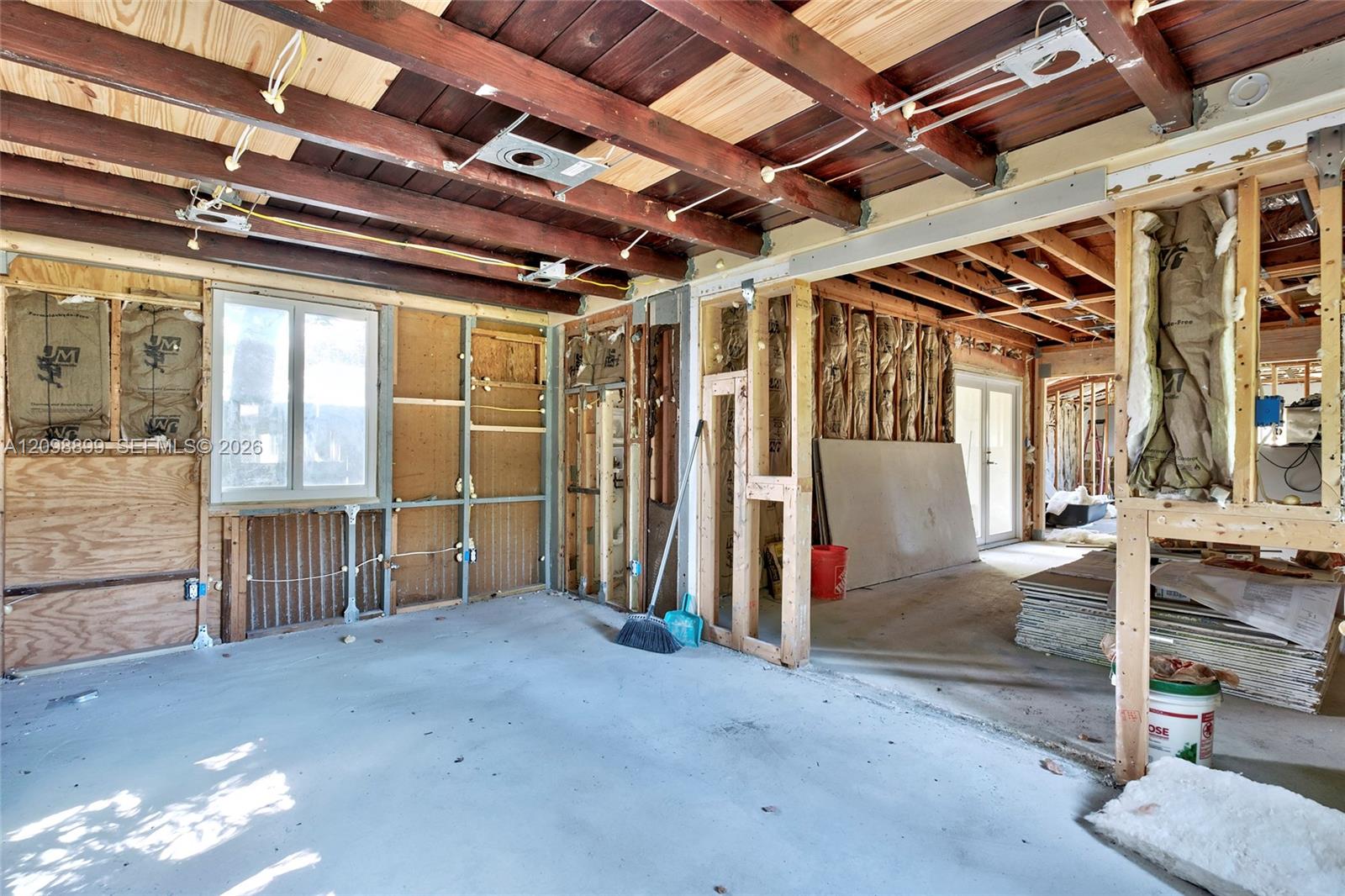 1176 SW 4th Street gallery image #10