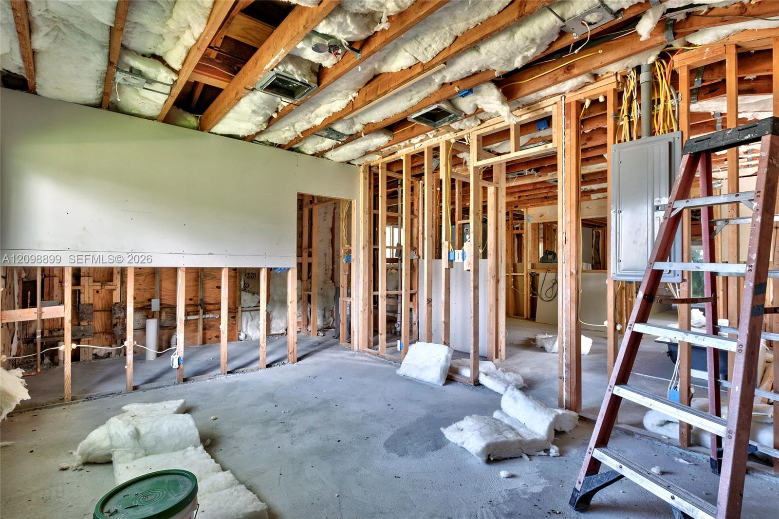 1176 SW 4th Street gallery image #16