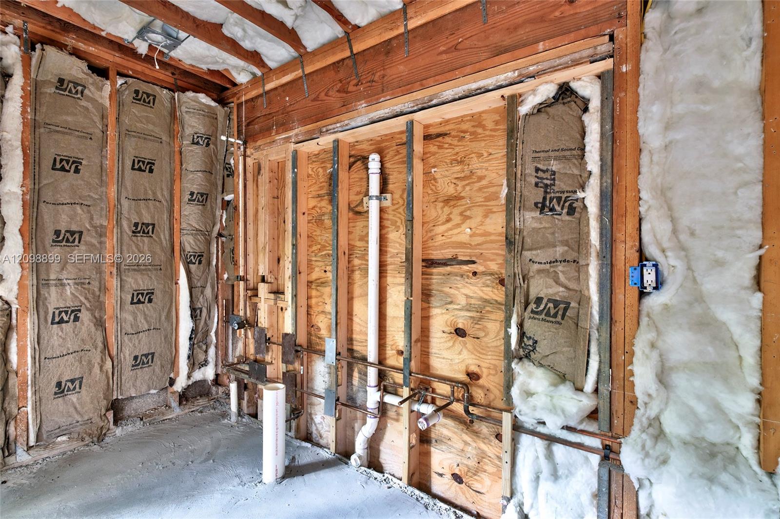 1176 SW 4th Street gallery image #17