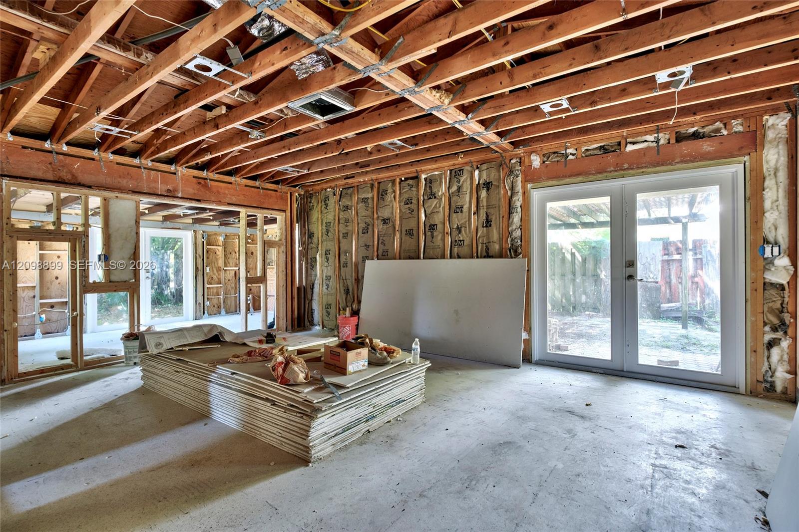 1176 SW 4th Street gallery image #4