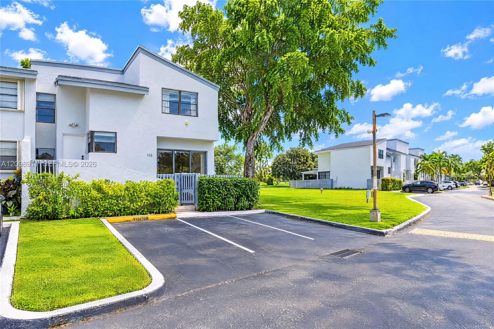 735 NW 105th Place