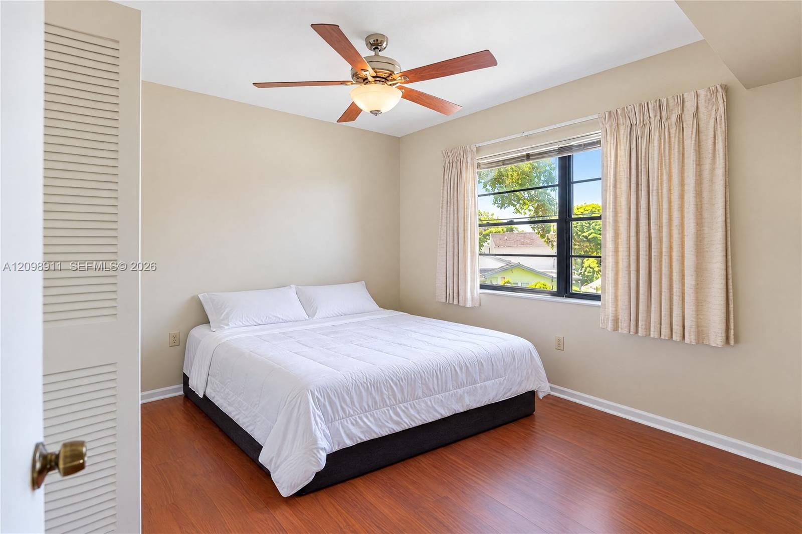 735 NW 105th Place