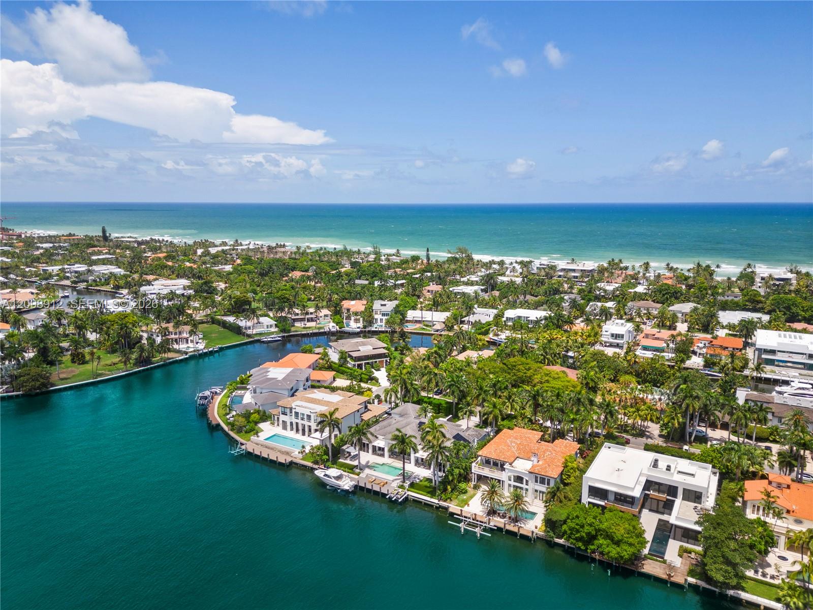 224 S Island