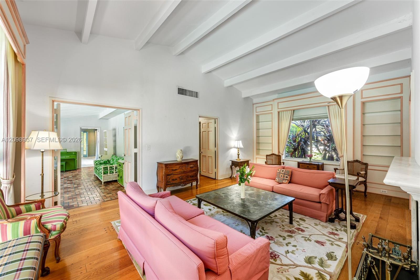 6415 Pine Tree Drive Circle