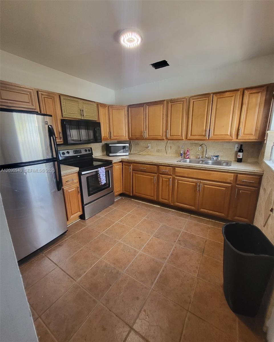 6700 SW 30th Street