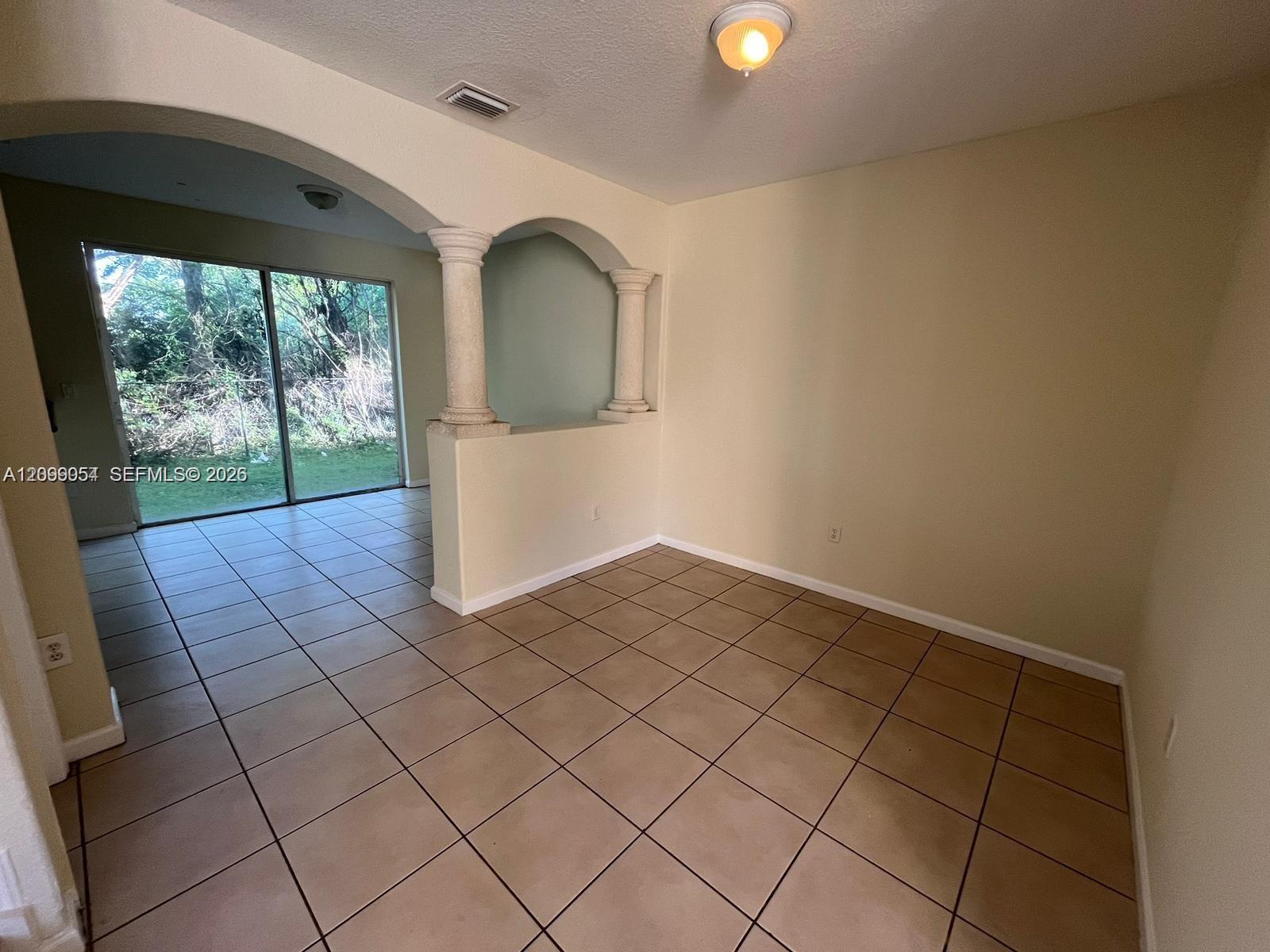 1519 SE 24th Court